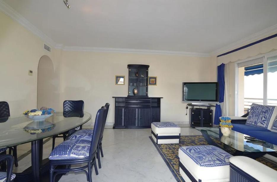 San Pedro De Alcantara Estupendo Piso 2 Hab, Salon, Wifi Lägenhet