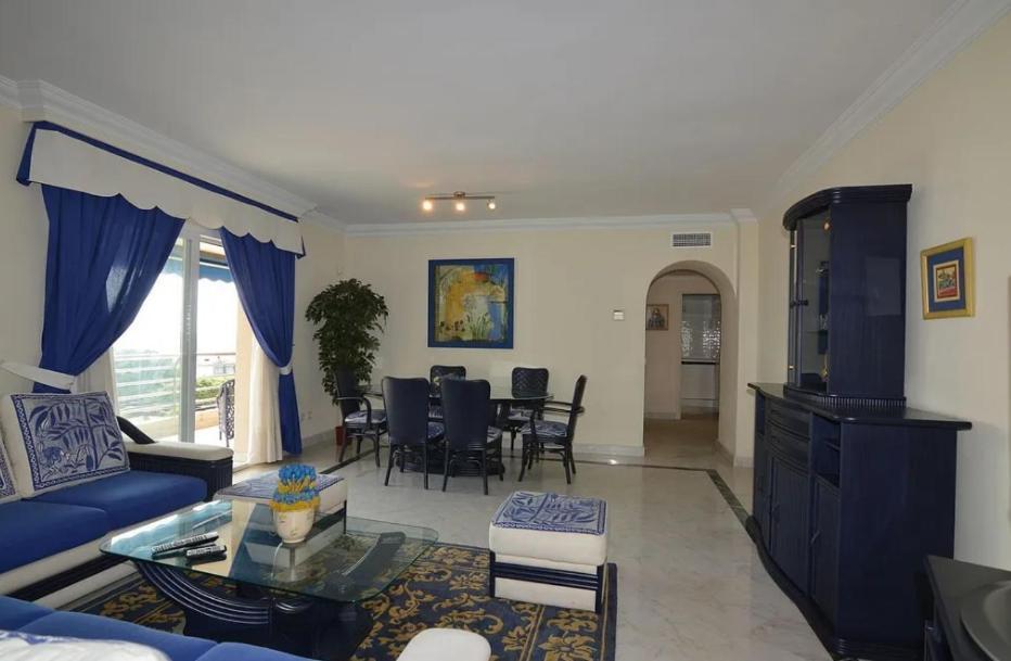 San Pedro De Alcantara Estupendo Piso 2 Hab, Salon, Wifi Apartamento *